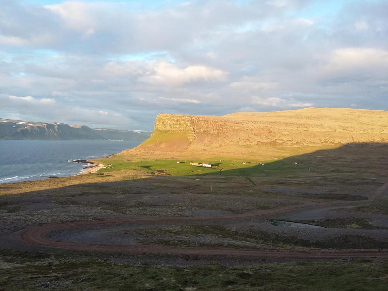 Haenuvik Cottages Hnjotur エクステリア 写真